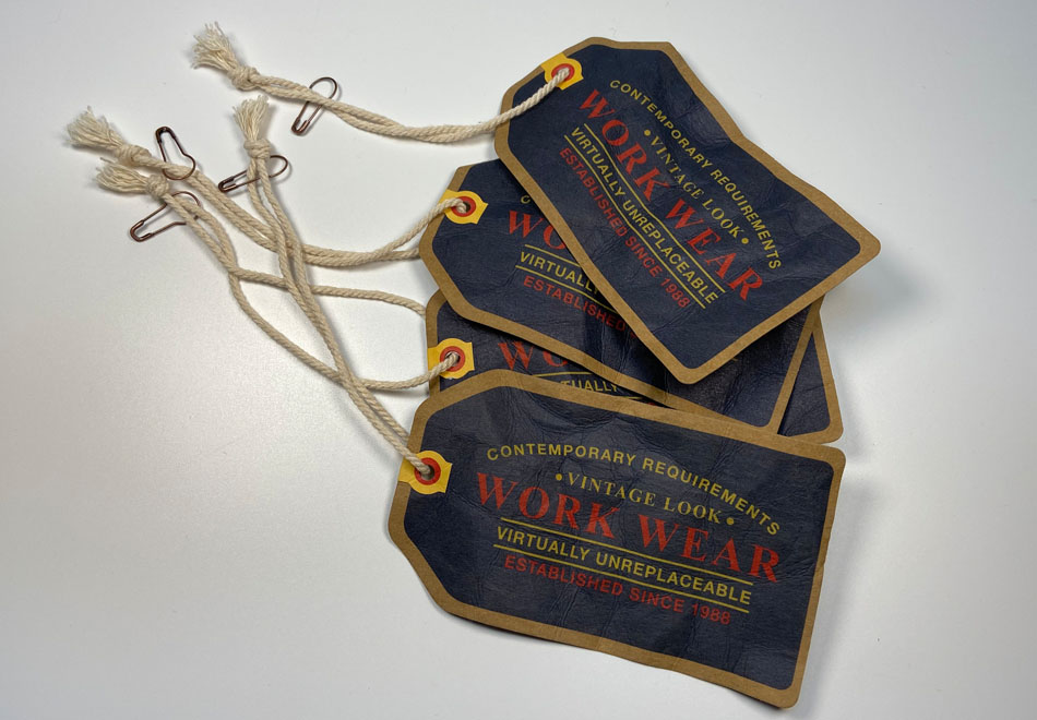 KRAFT PAPER HANG TAG WITH DISTRESSING