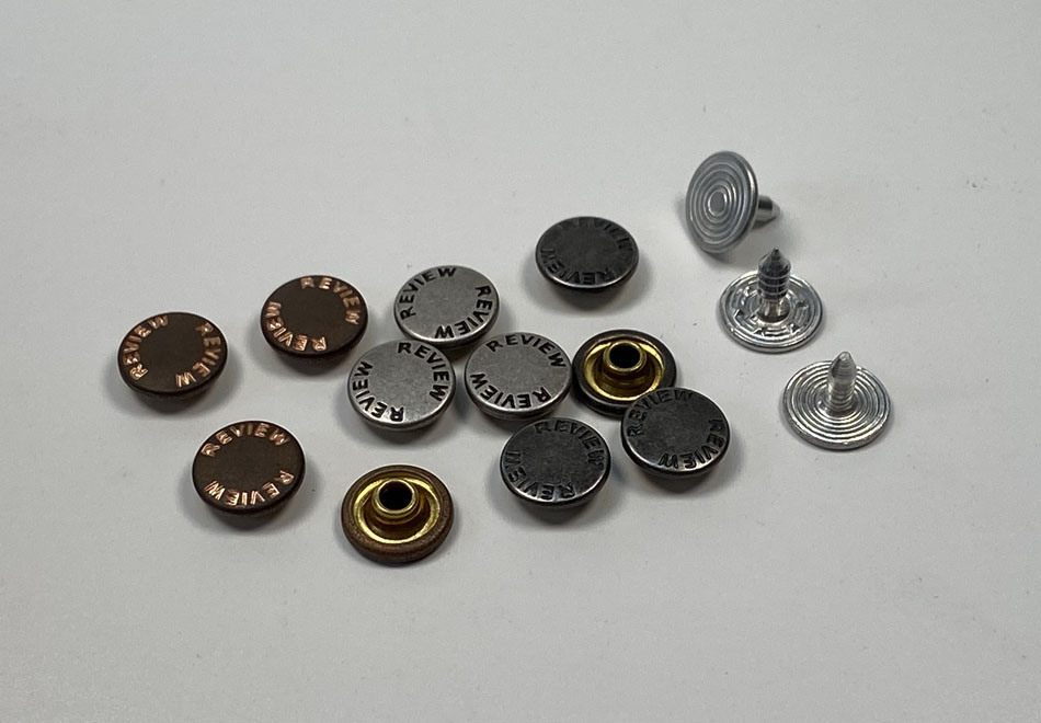 SUNKEN LOGO RIVET