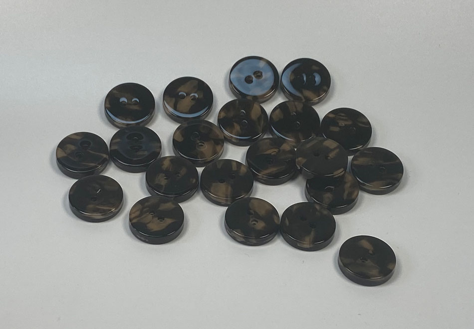 RESIN BUTTON